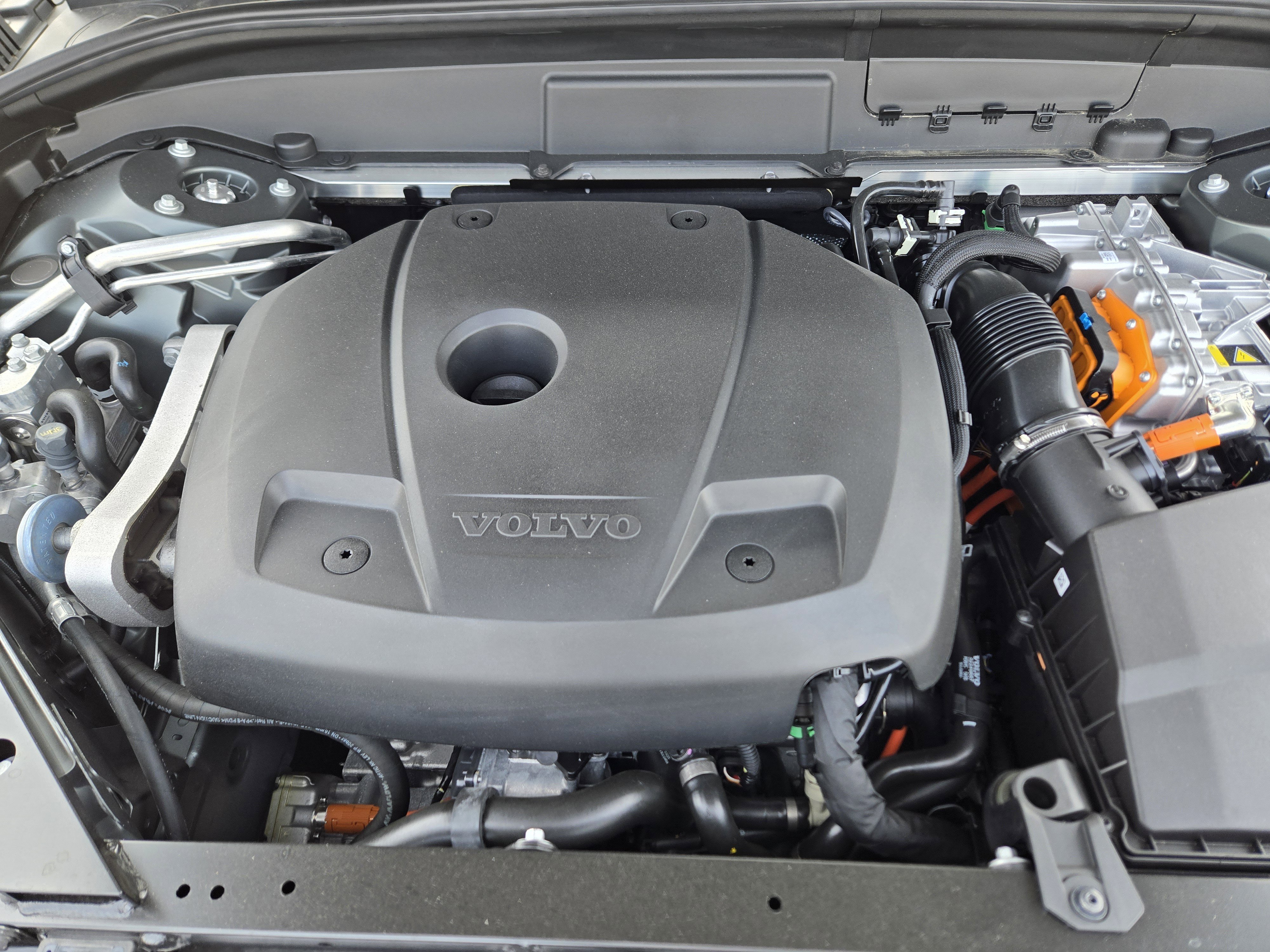 New 2026 Volvo XC60 T8 Ultra image 34