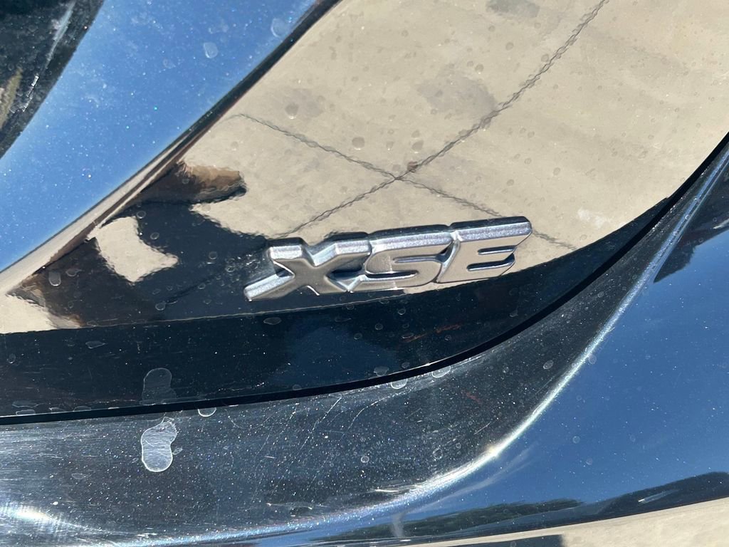 Used 2024 Toyota Camry XSE FWD image 12