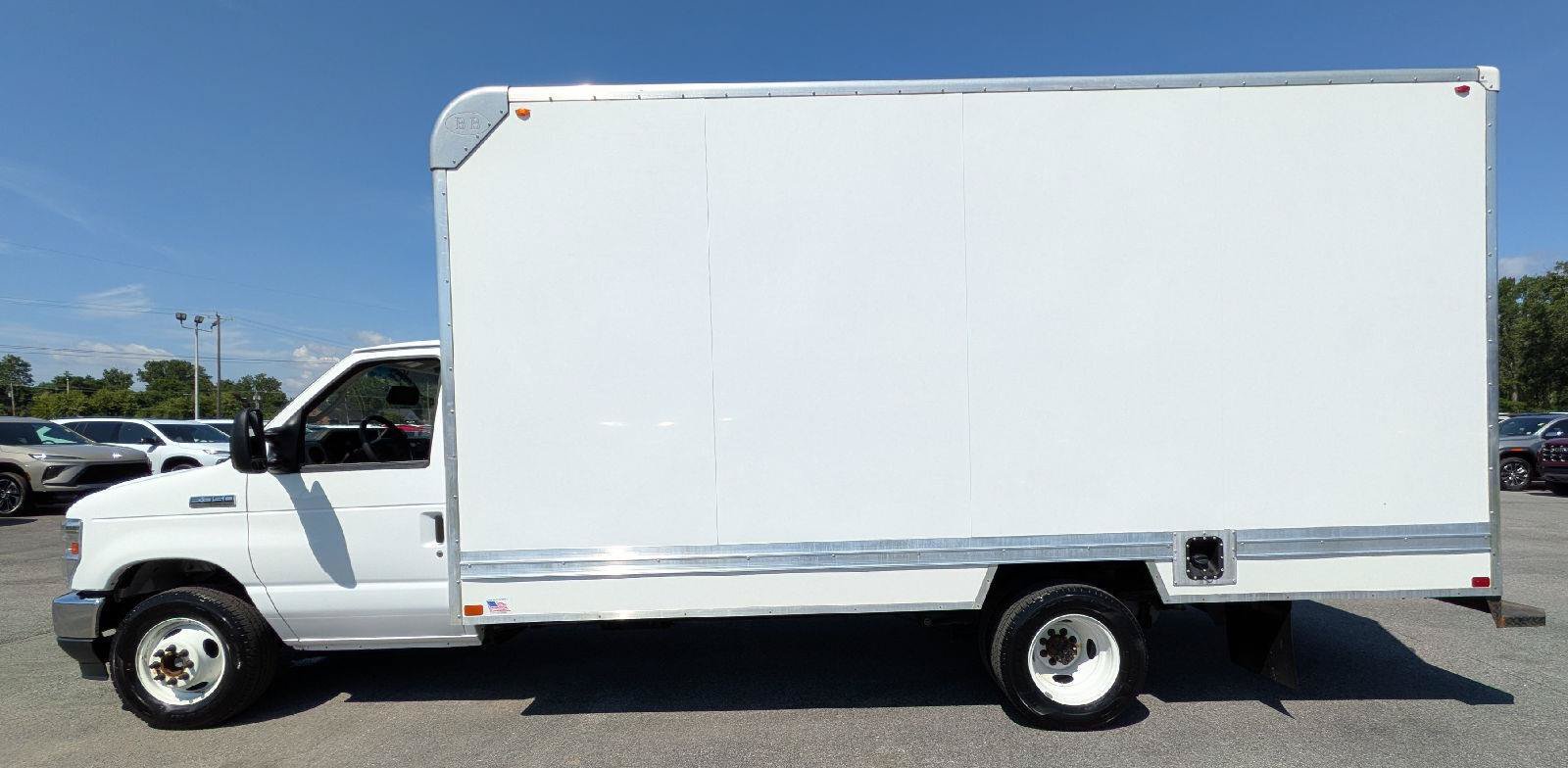 Used 2025 Ford E-350 and Econoline 350 Super Duty w/ Power Equipment Group RWD image 6