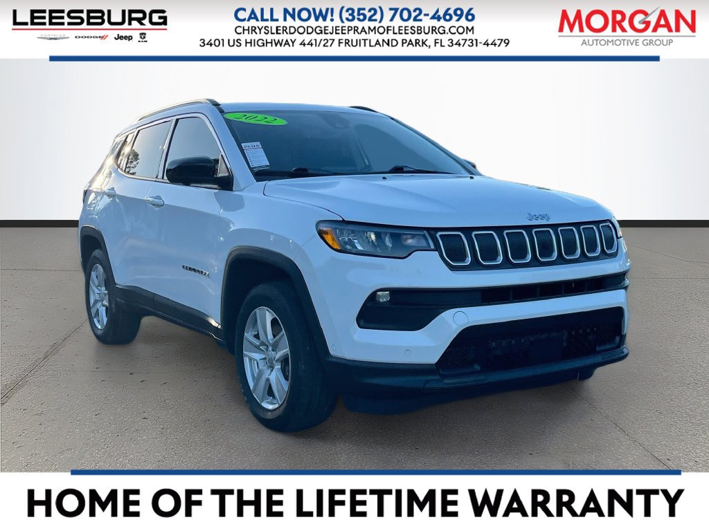 Used 2022 Jeep Compass Latitude w/ Sun and Sound Group AWD/4WD image 1