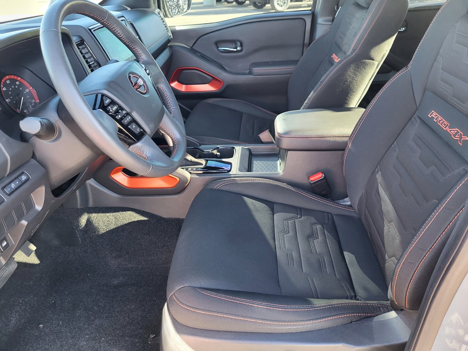 Used 2024 Nissan Frontier PRO-4X w/ Off-Road Protection Package image 16