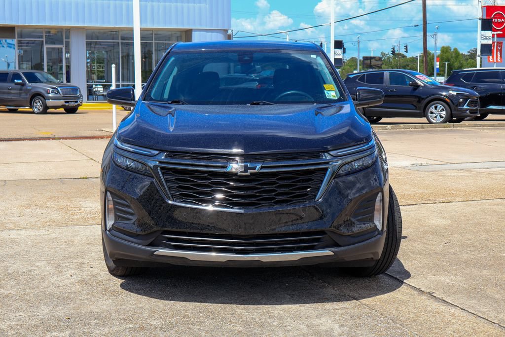 Used 2024 Chevrolet Equinox LT w/ LPO, Blackout Package FWD image 22