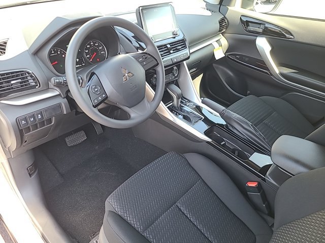New 2024 Mitsubishi Eclipse Cross LE AWD/4WD image 8