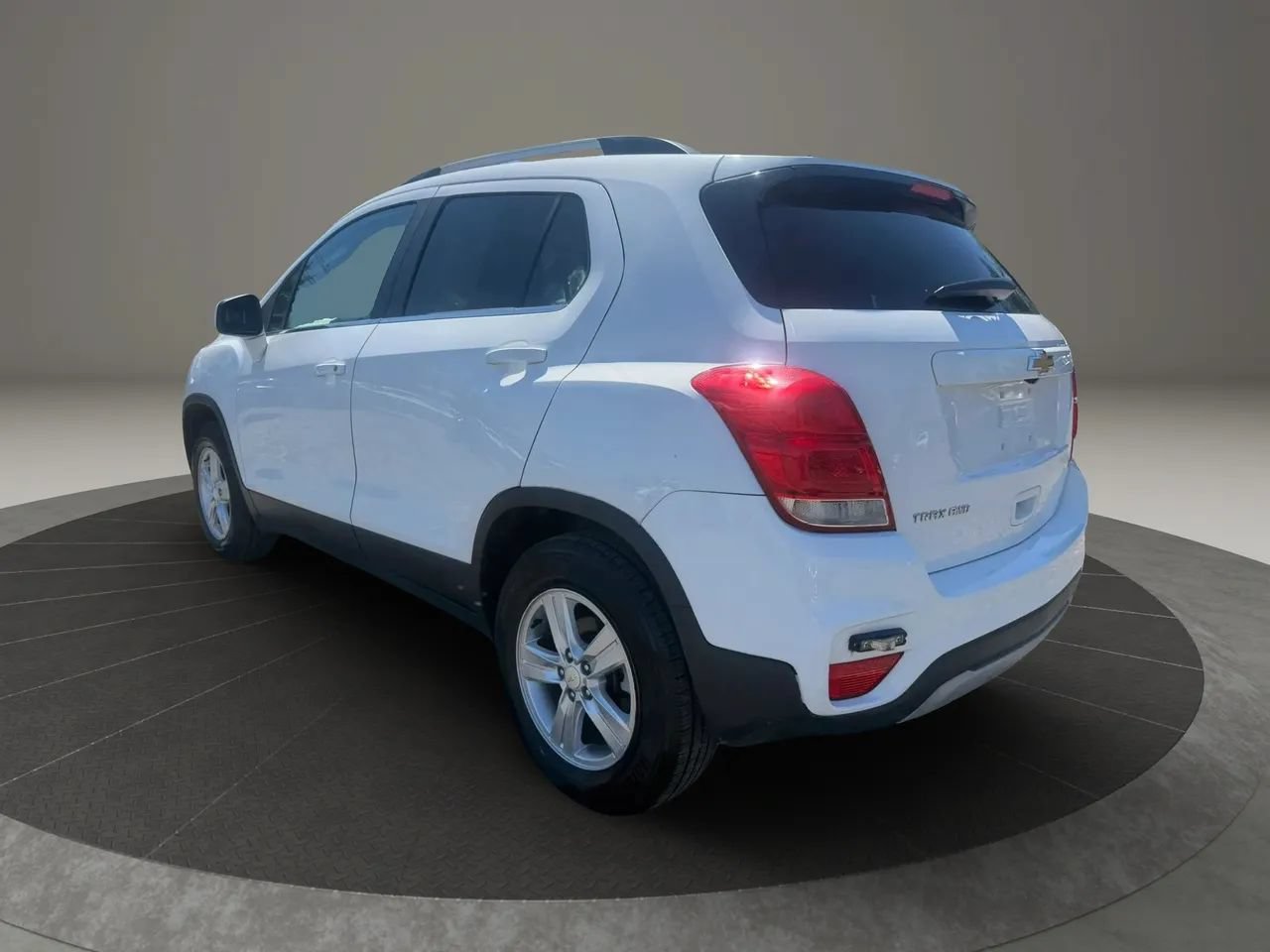 Used 2020 Chevrolet Trax LT AWD/4WD image 7