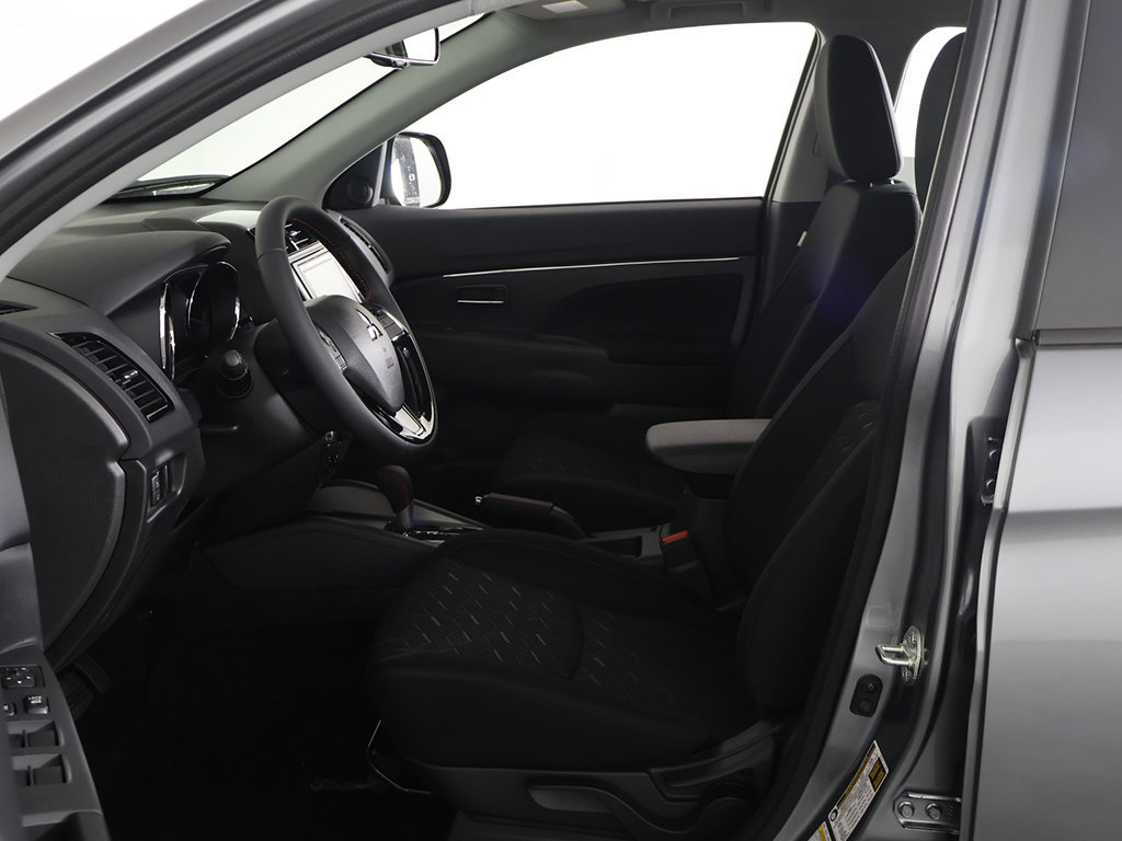 New 2027 Mitsubishi Outlander Sport LE AWD/4WD image 21