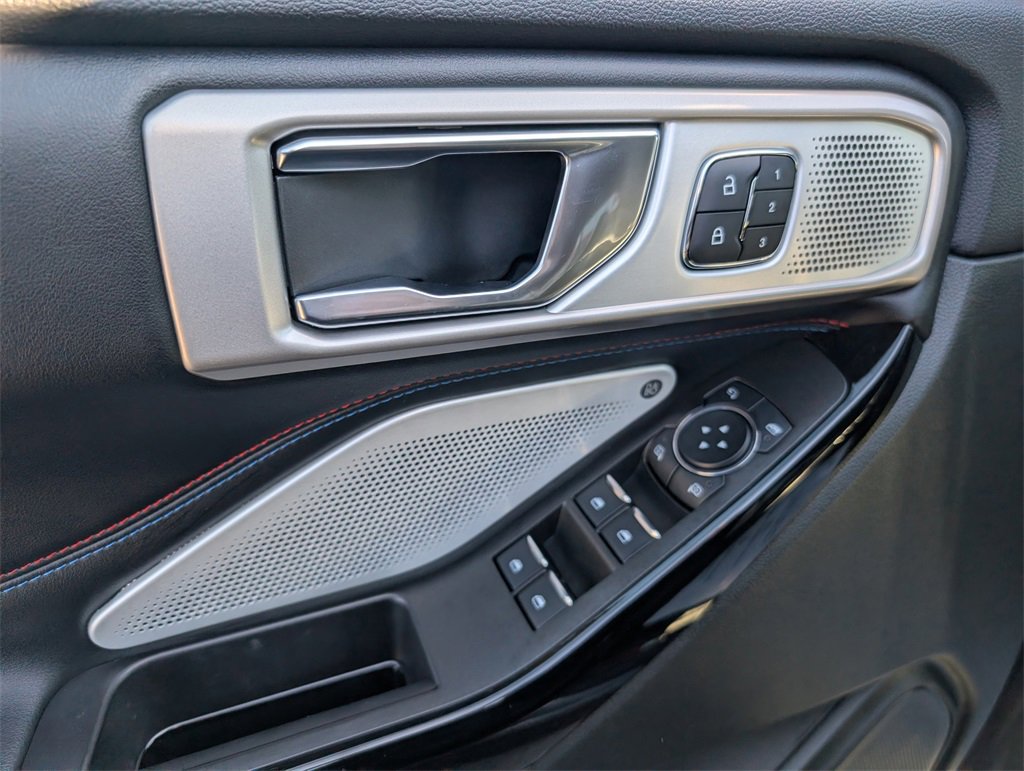 Used 2024 Ford Explorer ST w/ Equipment Group 401A image 9