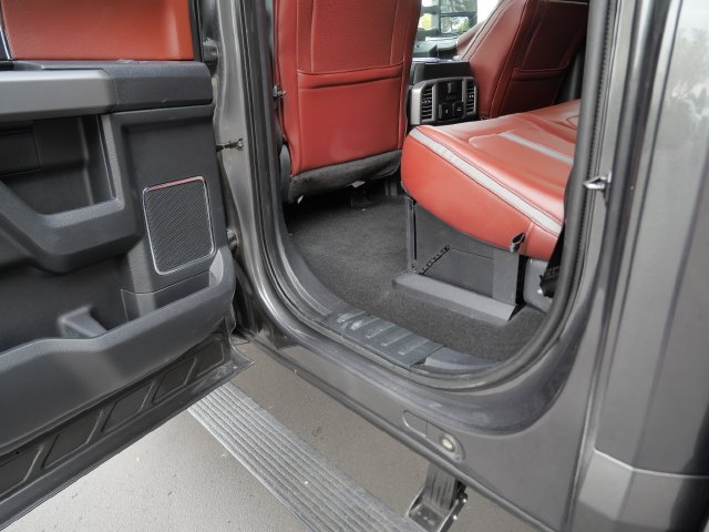 Used 2019 Ford F350 Platinum w/ Platinum Ultimate Package AWD/4WD image 13