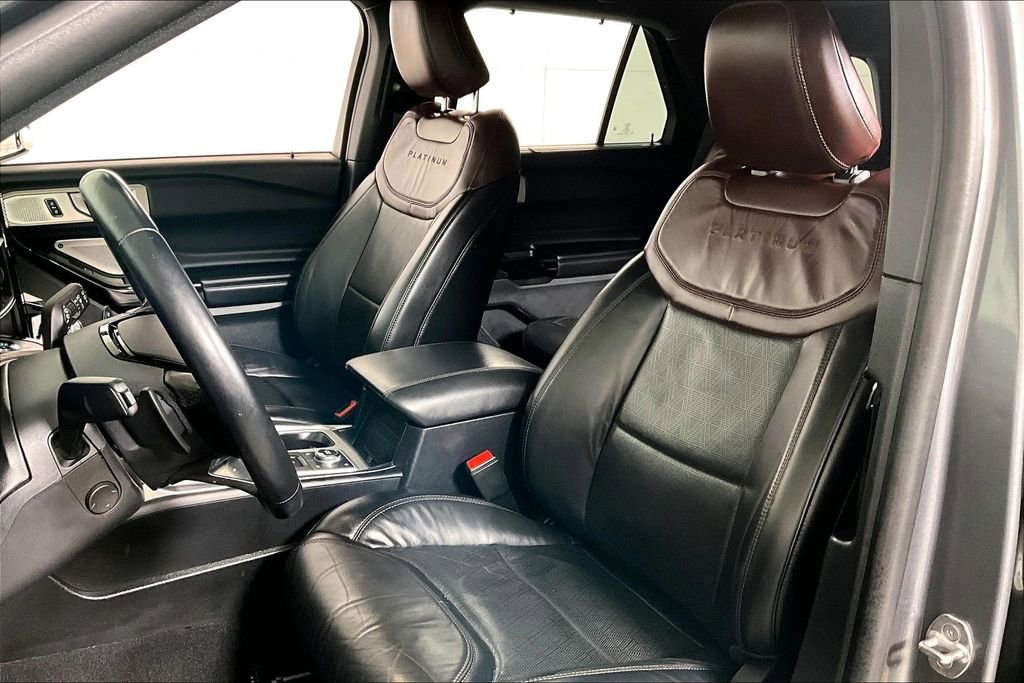 Used 2021 Ford Explorer Platinum w/ Equipment Group 601A image 25