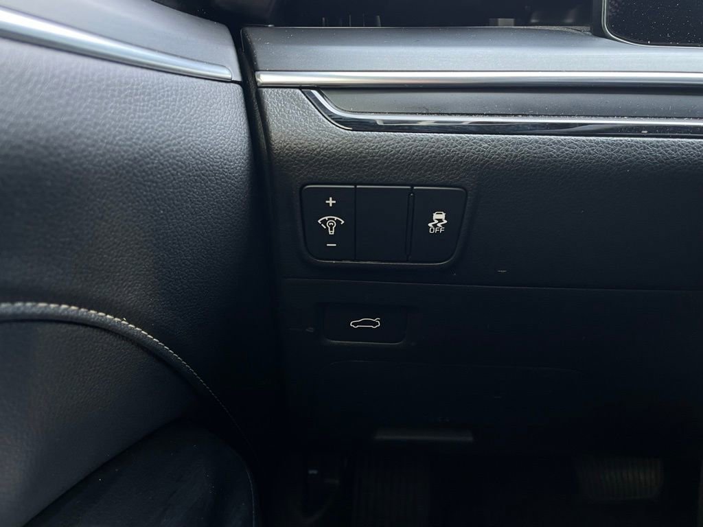 Used 2025 Kia K5 GT-Line image 12