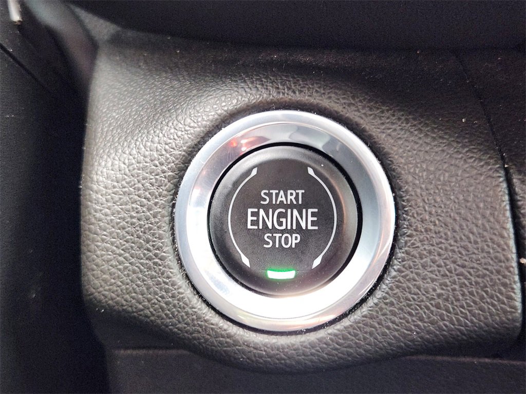 Used 2022 Buick Envision Preferred image 16