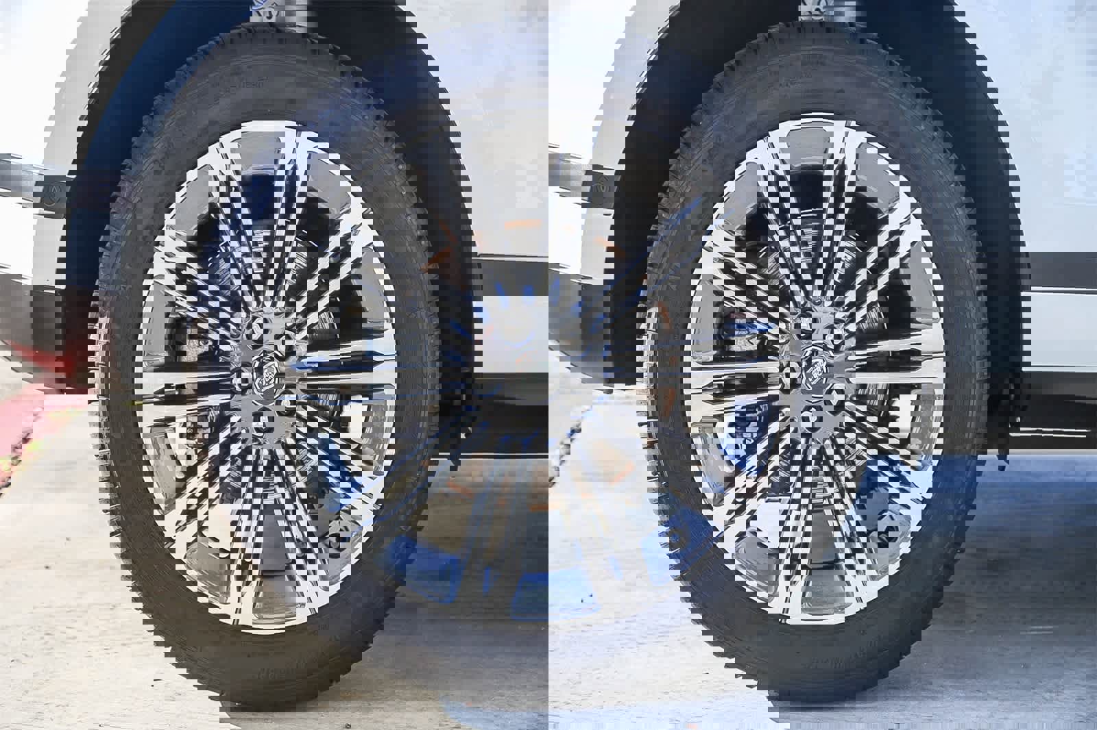 Certified 2025 Land Rover Range Rover Evoque S image 10