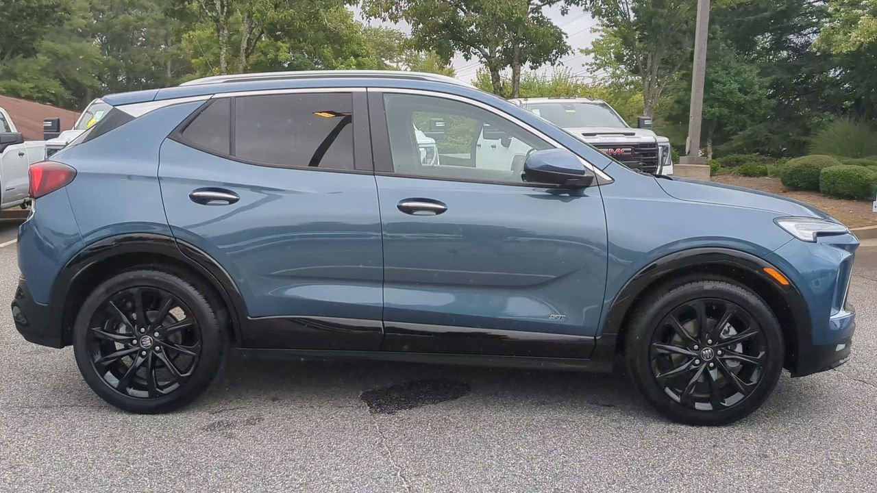 New 2026 Buick Encore GX Sport Touring w/ Experience Buick Package image 9