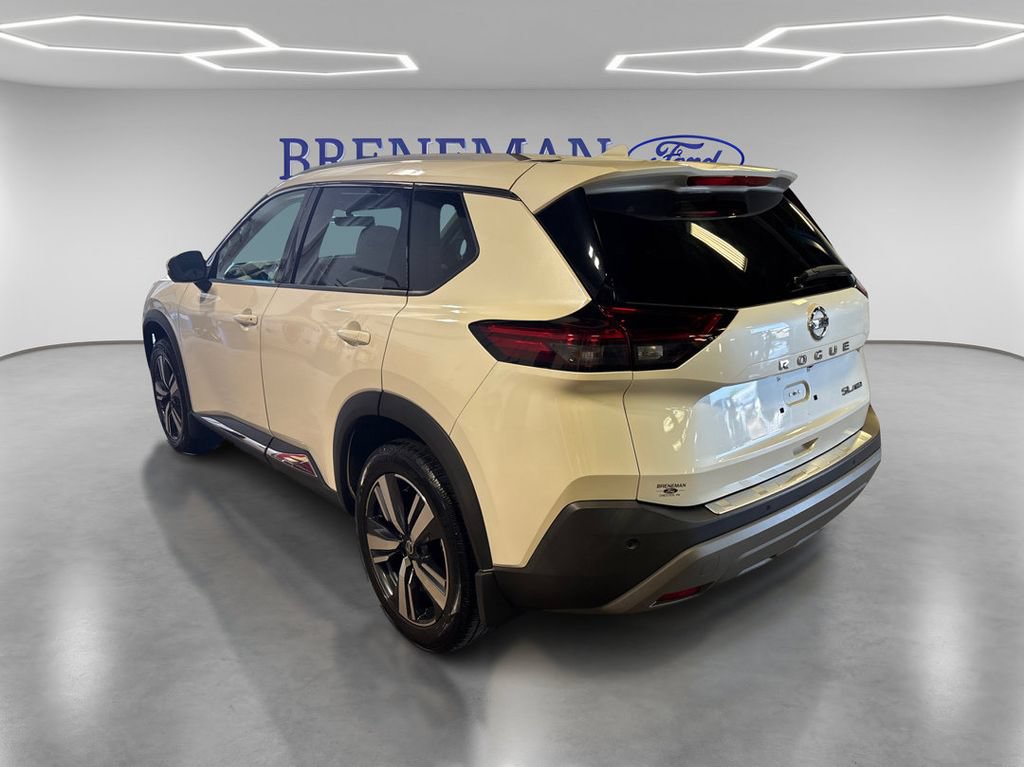 Used 2021 Nissan Rogue SL w/ Premium Package AWD/4WD image 8