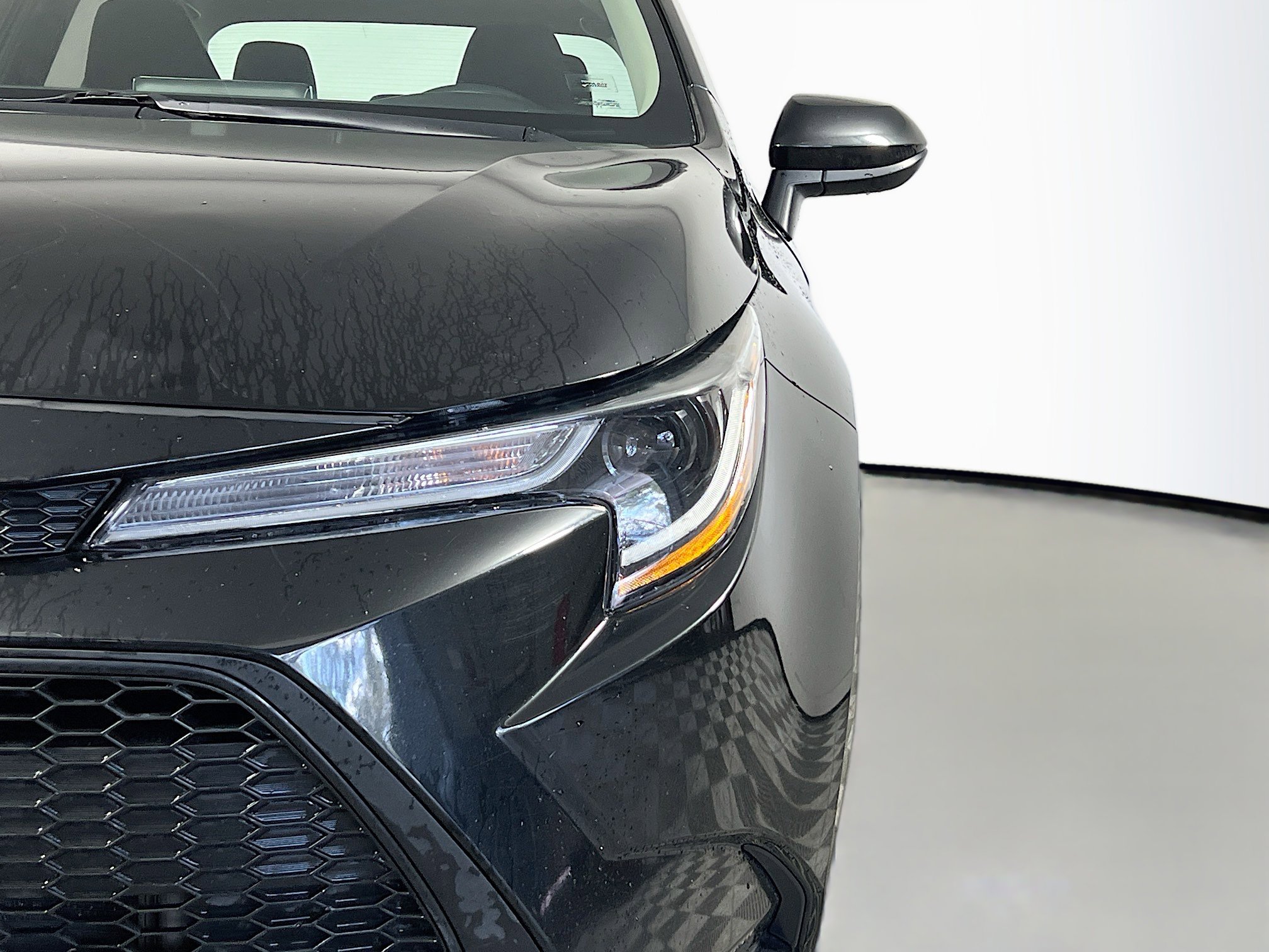 Used 2021 Toyota Corolla LE image 12