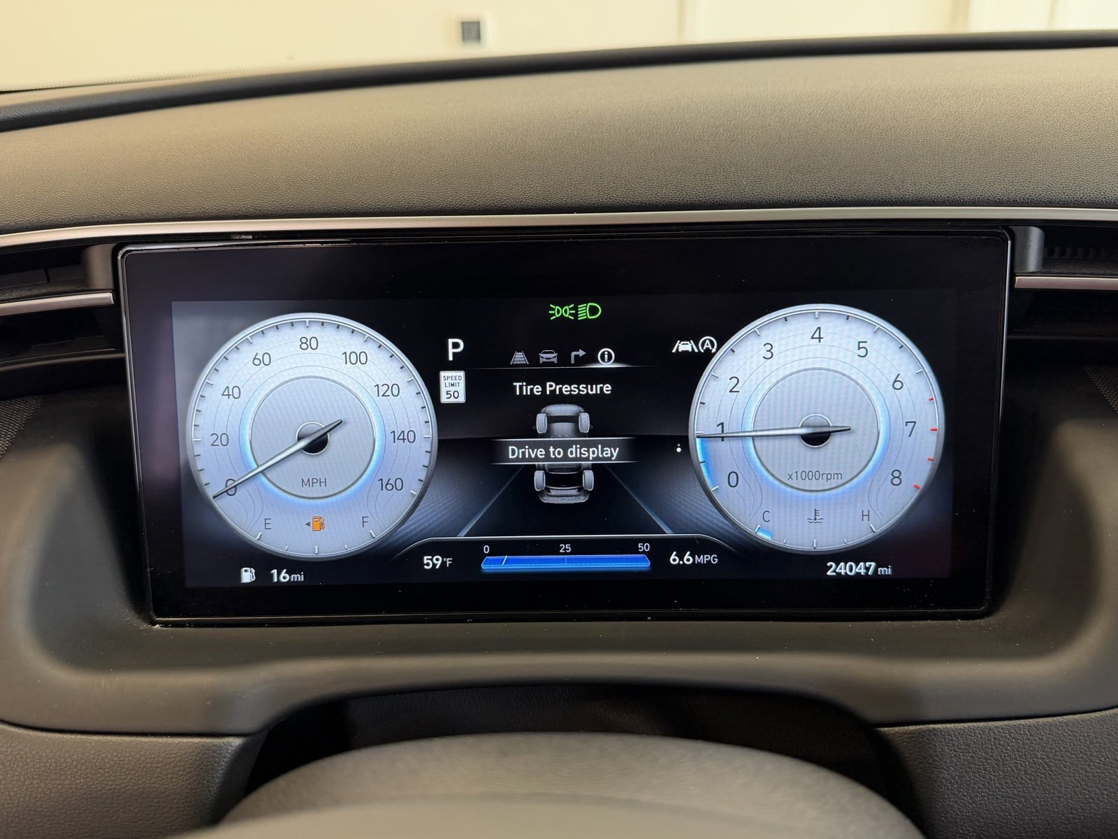 Used 2023 Hyundai Tucson Limited w/ Cargo Package image 18