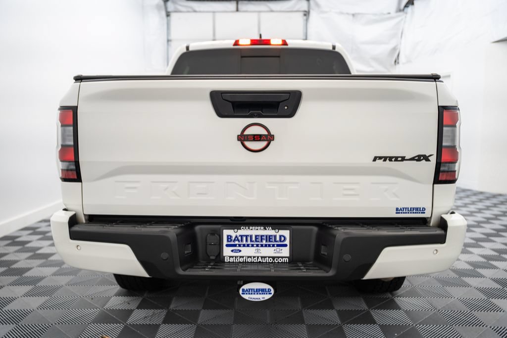 Used 2023 Nissan Frontier PRO-4X w/ Pro Convenience Package AWD/4WD image 6