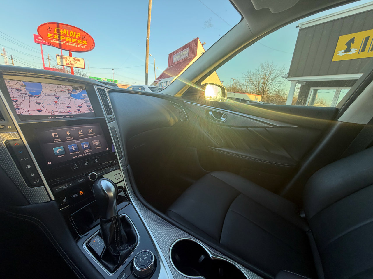 Used 2015 INFINITI Q50 Premium w/ Navigation Package image 22