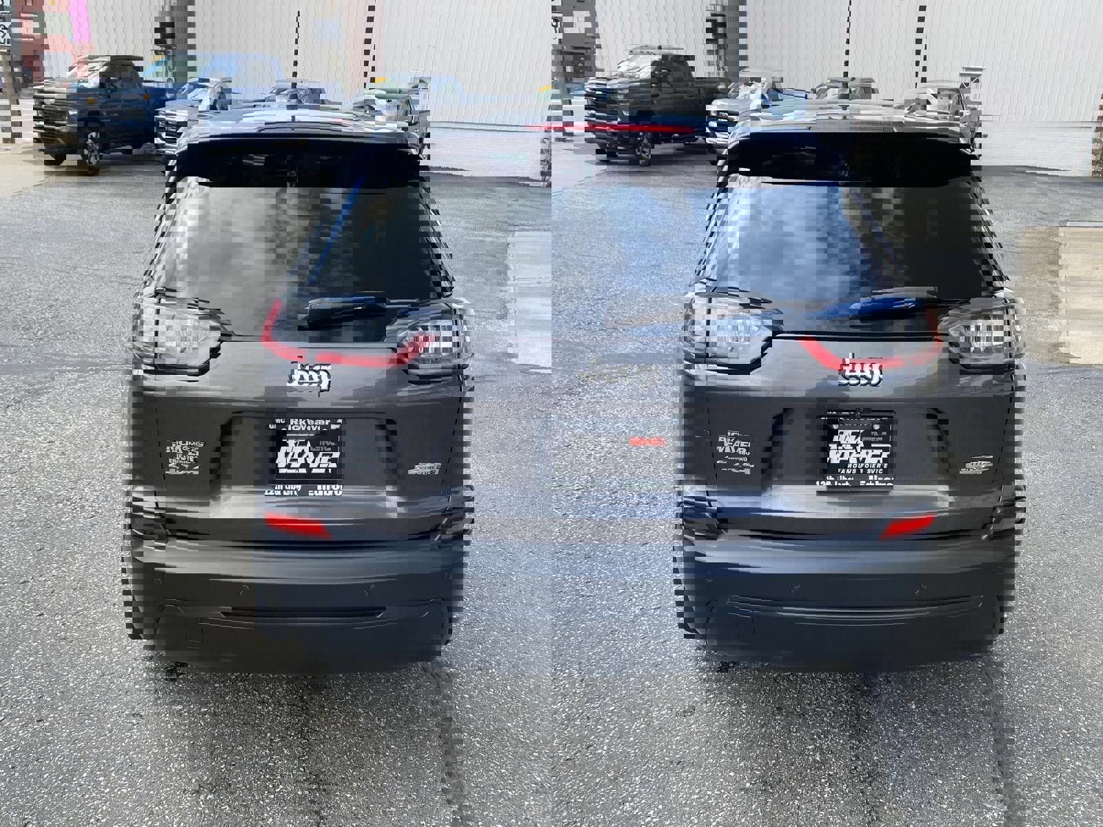 Used 2020 Jeep Cherokee Latitude Plus w/ Cold Weather Group image 7