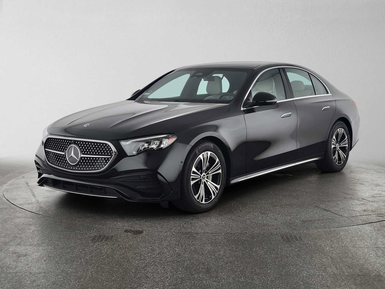Used 2025 Mercedes-Benz E 350 Sedan image 7