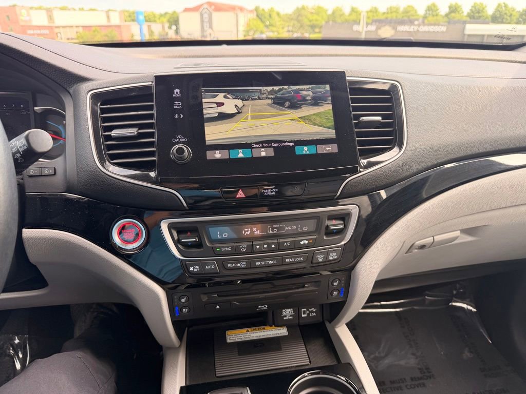 Used 2021 Honda Pilot Elite image 19