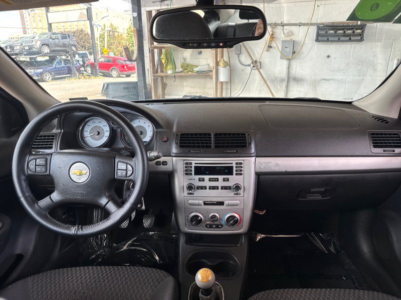 Used 2006 Chevrolet Cobalt LT w/ Preferred Equipment Group FWD image 15