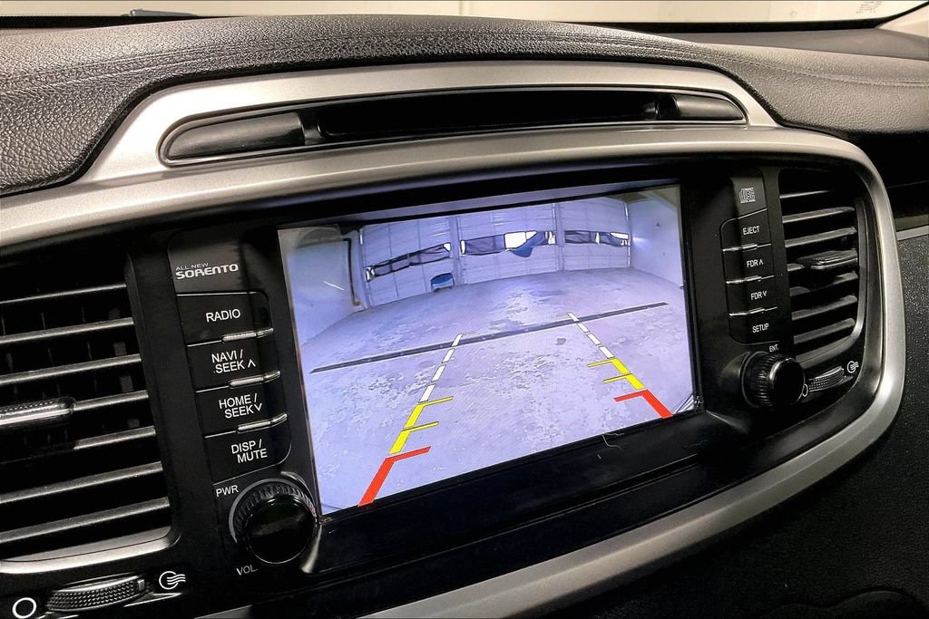 Used 2016 Kia Sorento L FWD image 27