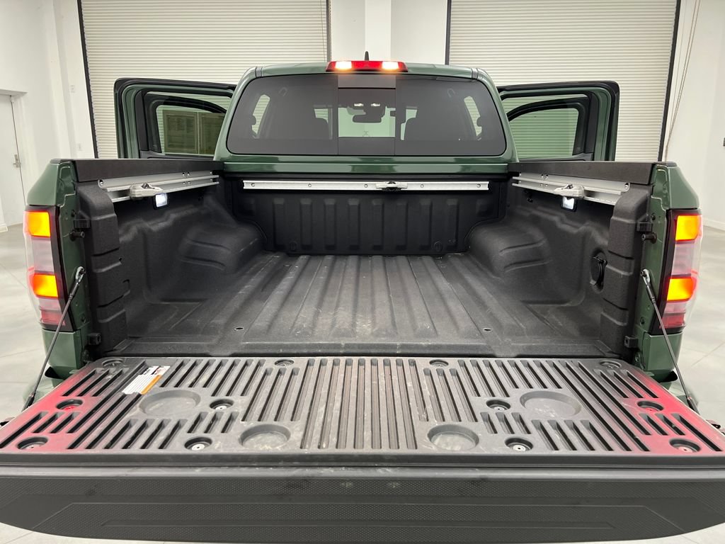 Used 2026 Nissan Frontier PRO-4X w/ Pro-4x Convenience Package AWD/4WD image 39