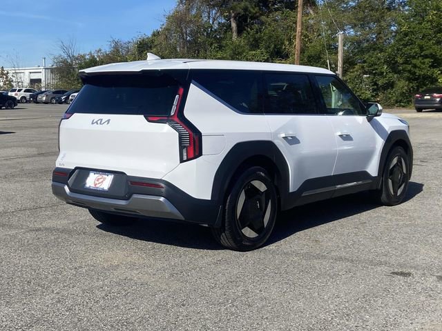 New 2026 Kia EV9 Light image 3