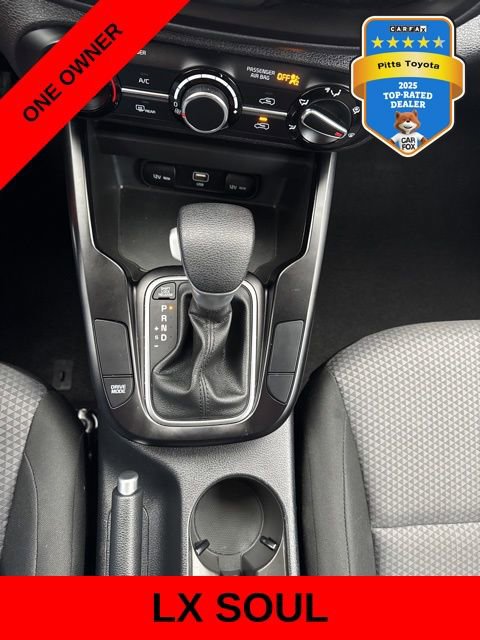 Used 2025 Kia Soul LX image 19
