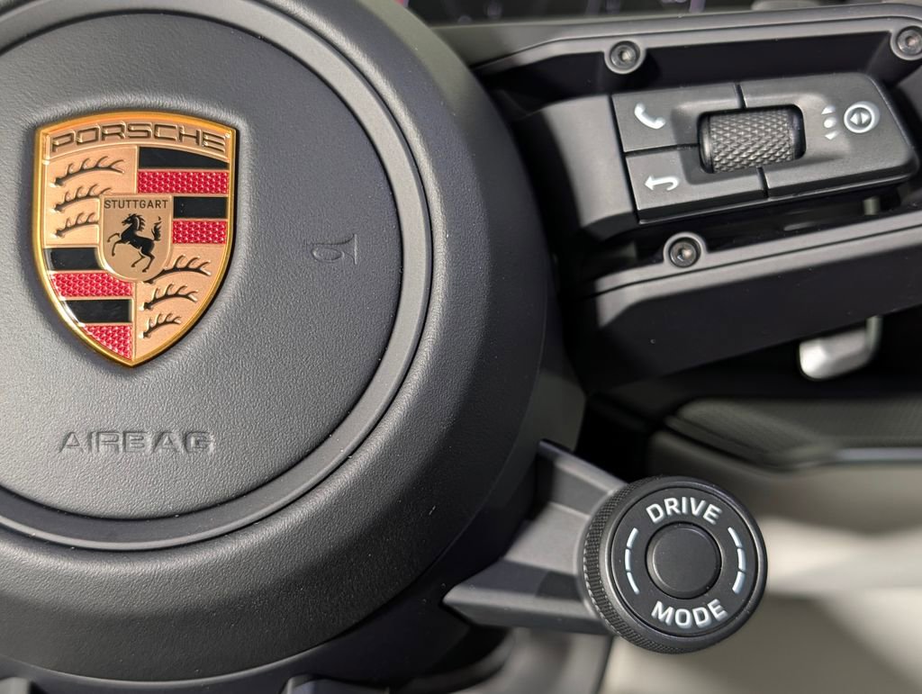 New 2026 Porsche Cayenne Coupe image 39