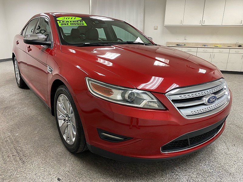 Used 2011 Ford Taurus Limited w/ 303A Rapid Spec Order Code image 3