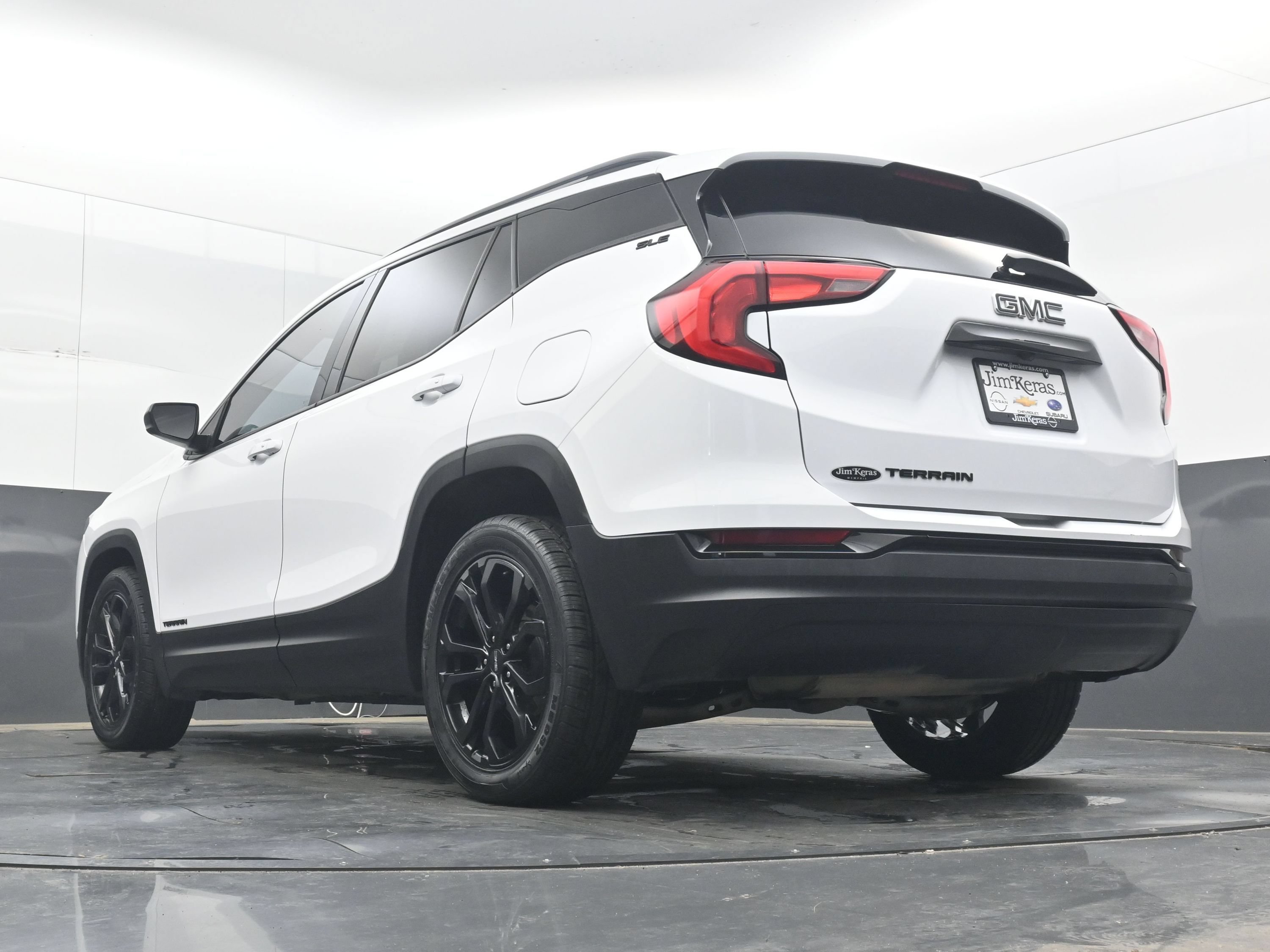 Used 2020 GMC Terrain SLE w/ Driver Convenience Package FWD image 26