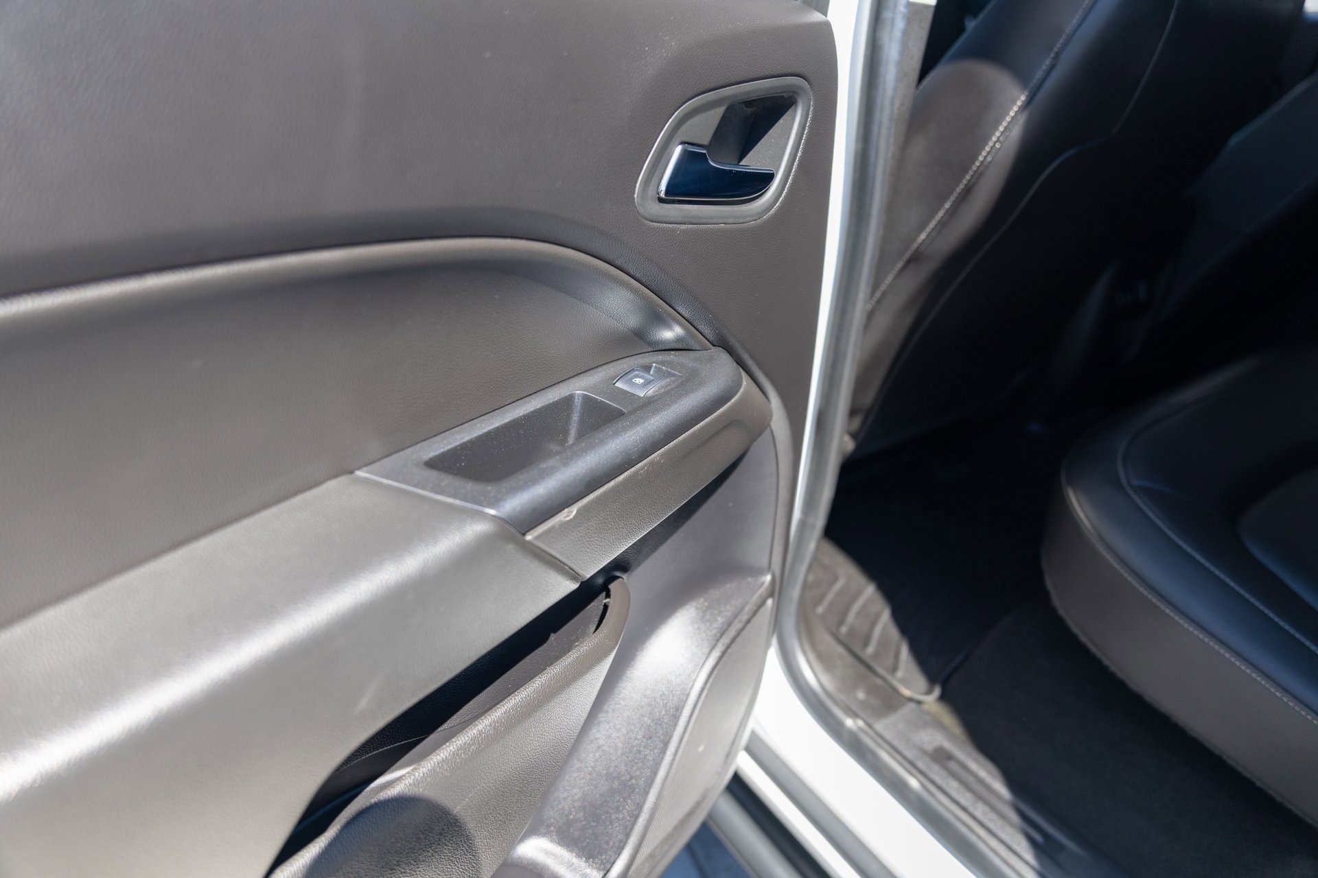 Used 2018 Chevrolet Colorado ZR2 image 32