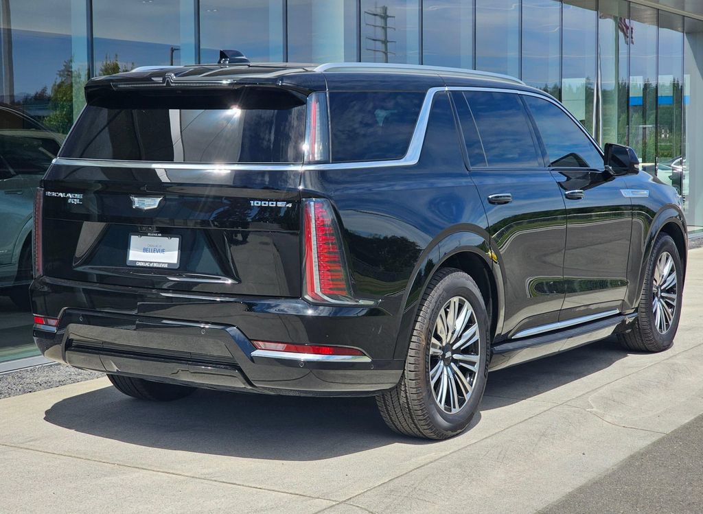 Used 2026 Cadillac Escalade IQL Luxury AWD/4WD image 5