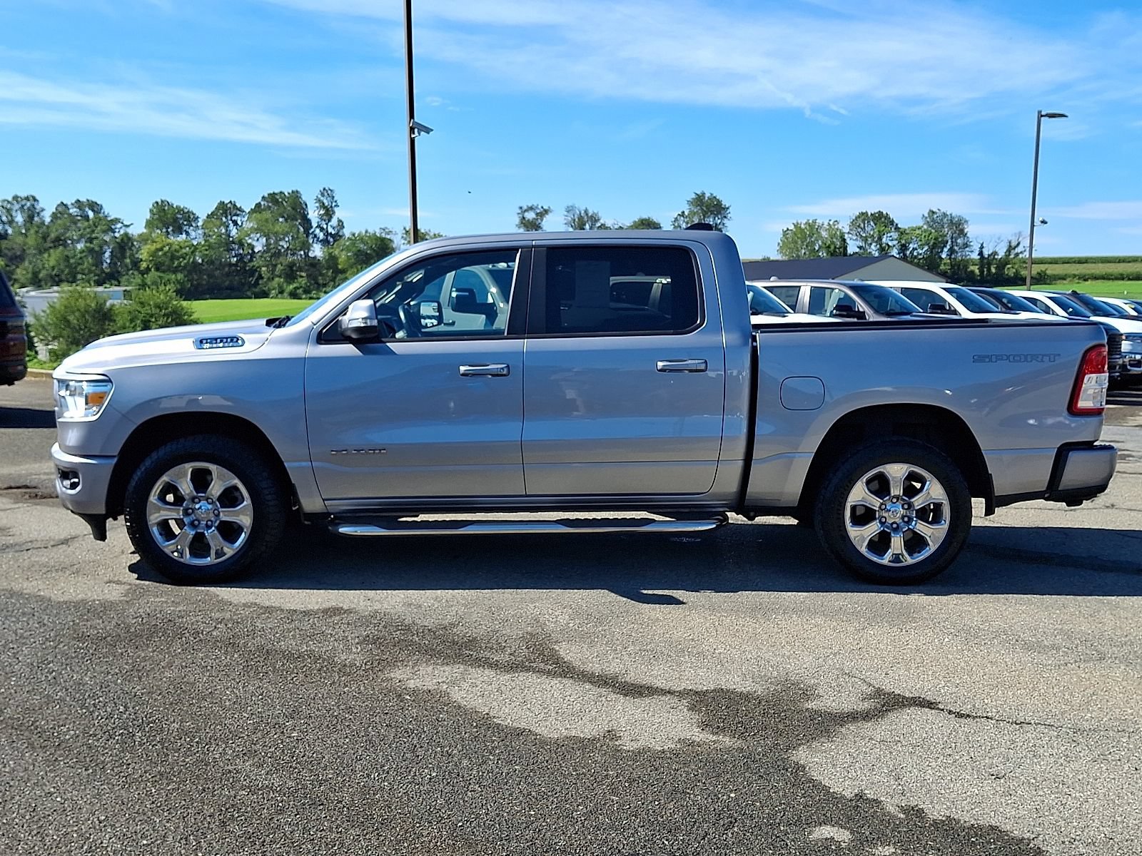 Used 2022 RAM 1500 Big Horn AWD/4WD image 4