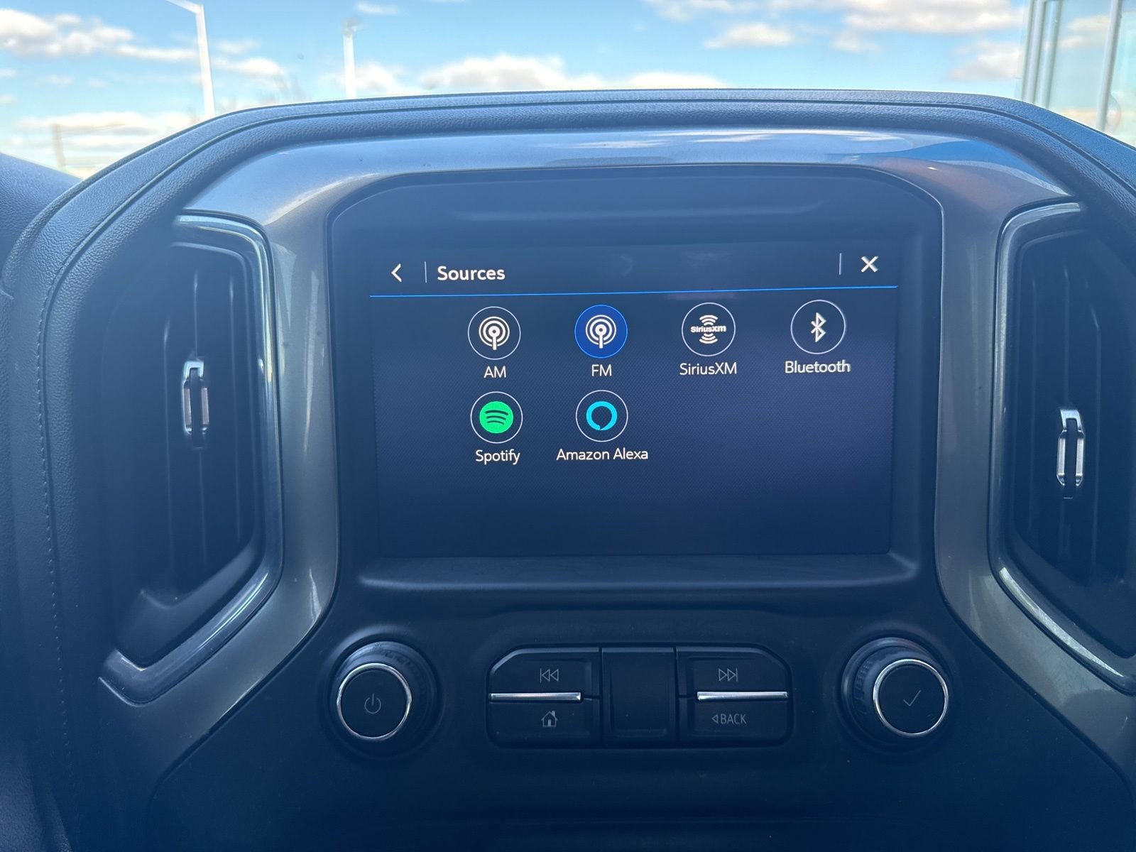 Used 2022 Chevrolet Silverado 1500 LT Trail Boss w/ Convenience Package II image 24