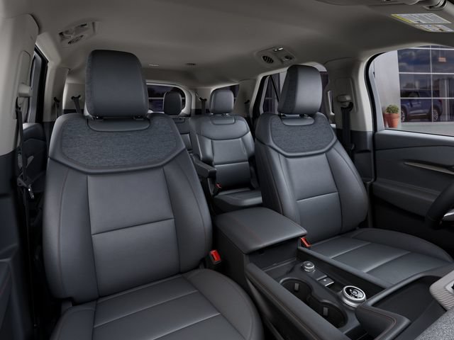 New 2027 Ford Explorer Active w/ Active Comfort Package AWD/4WD image 11