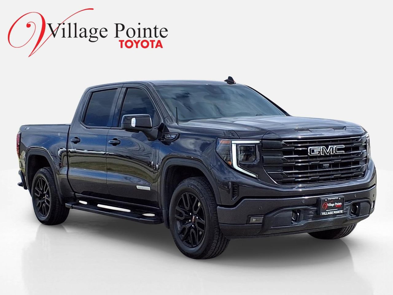 Used 2024 GMC Sierra 1500 Elevation w/ Elevation Premium Package image 9
