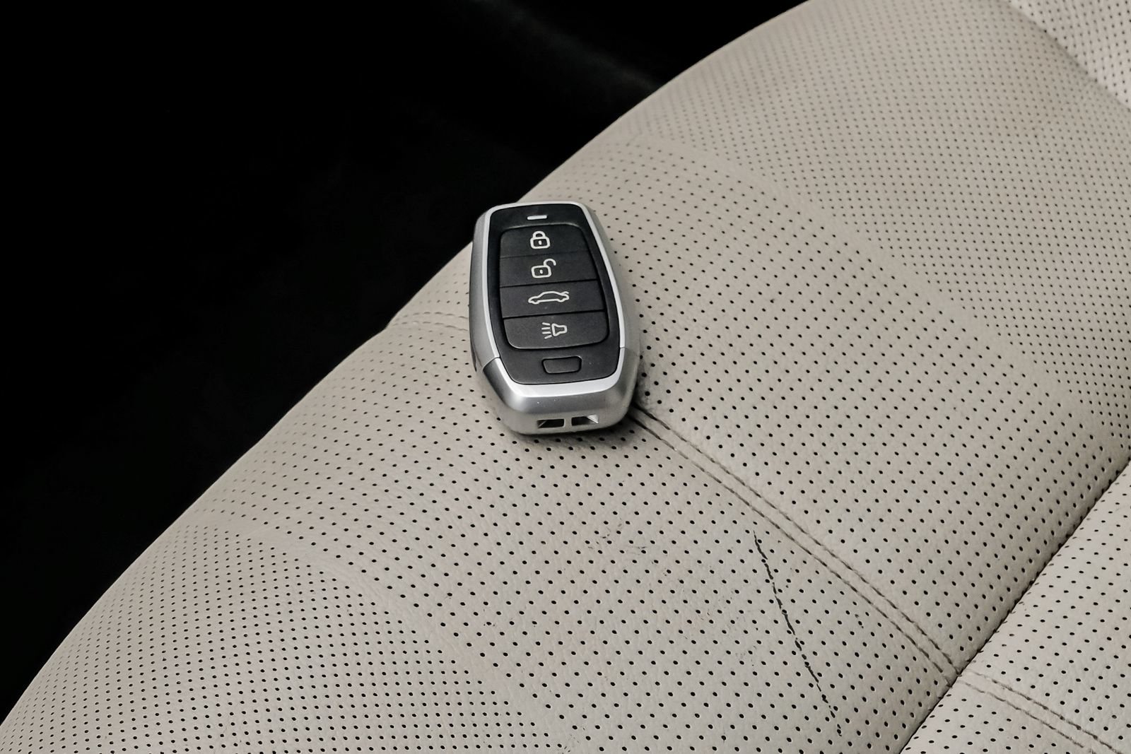 Used 2022 Kia Telluride EX w/ EX Premium Package FWD image 62