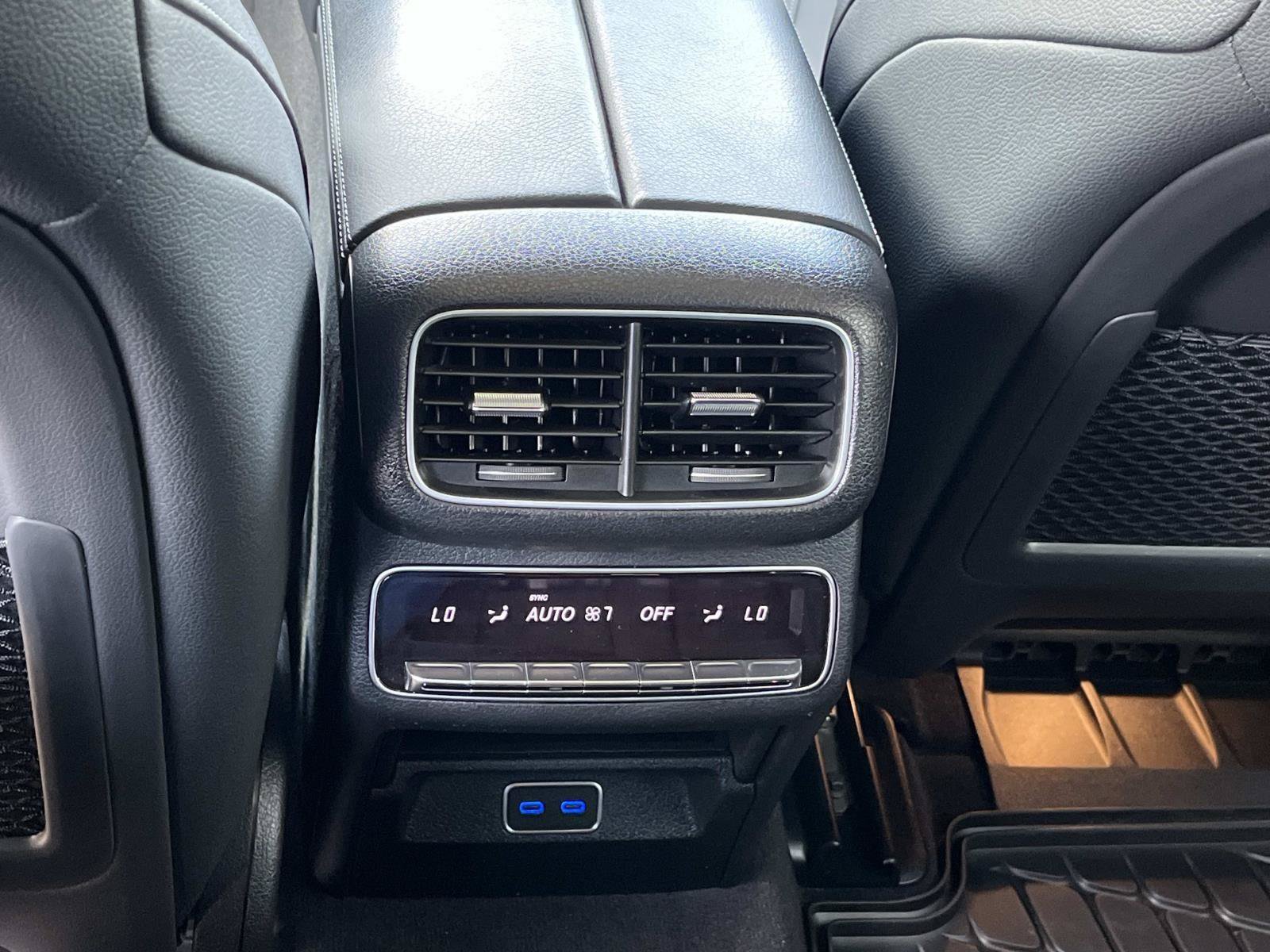 Used 2025 Mercedes-Benz GLE 450 4MATIC Coupe image 18