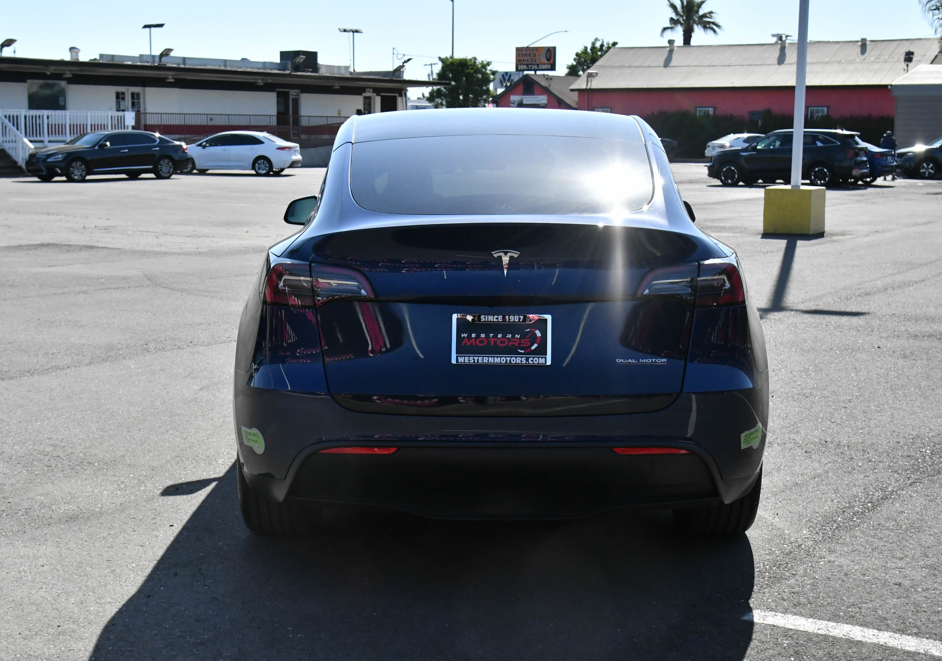 Used 2023 Tesla Model Y Long Range AWD/4WD image 7