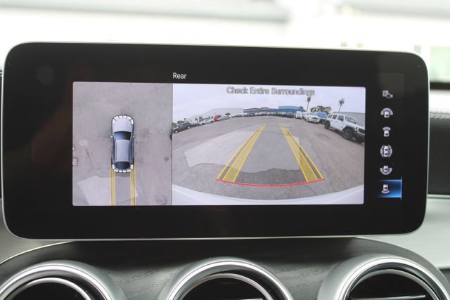 Used 2022 Mercedes-Benz GLC 300 4MATIC Coupe image 32