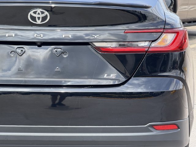 Used 2026 Toyota Camry LE FWD image 8