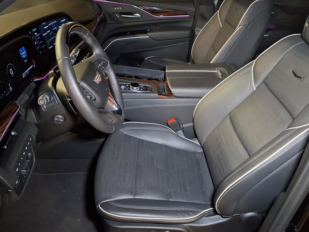 Certified 2024 Cadillac Escalade Premium Luxury w/ Performance Package image 14