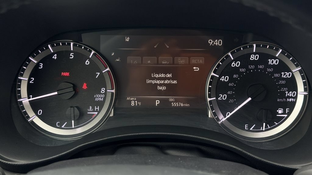 Used 2024 Toyota Highlander LE FWD image 23