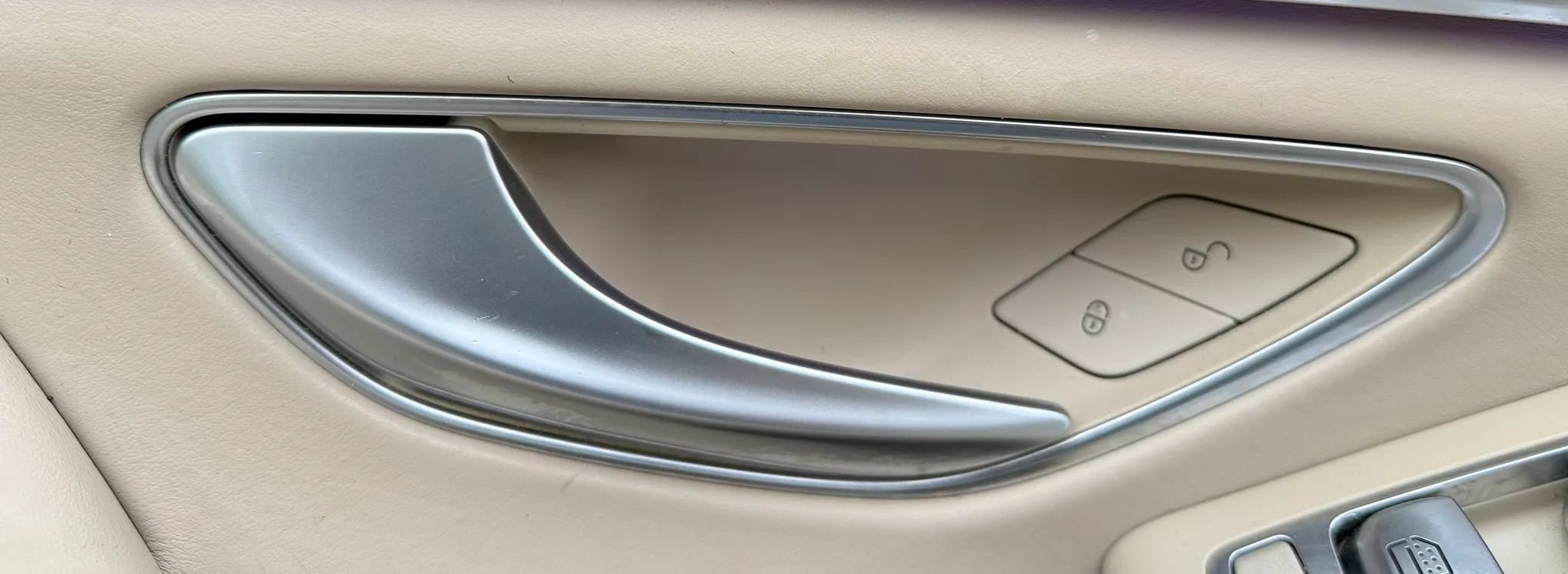 Used 2015 Mercedes-Benz S 63 AMG 4MATIC Sedan image 25