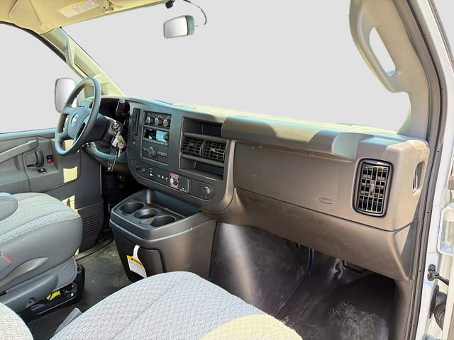 New 2026 Chevrolet Express 2500 w/ Driver Convenience Package RWD image 21
