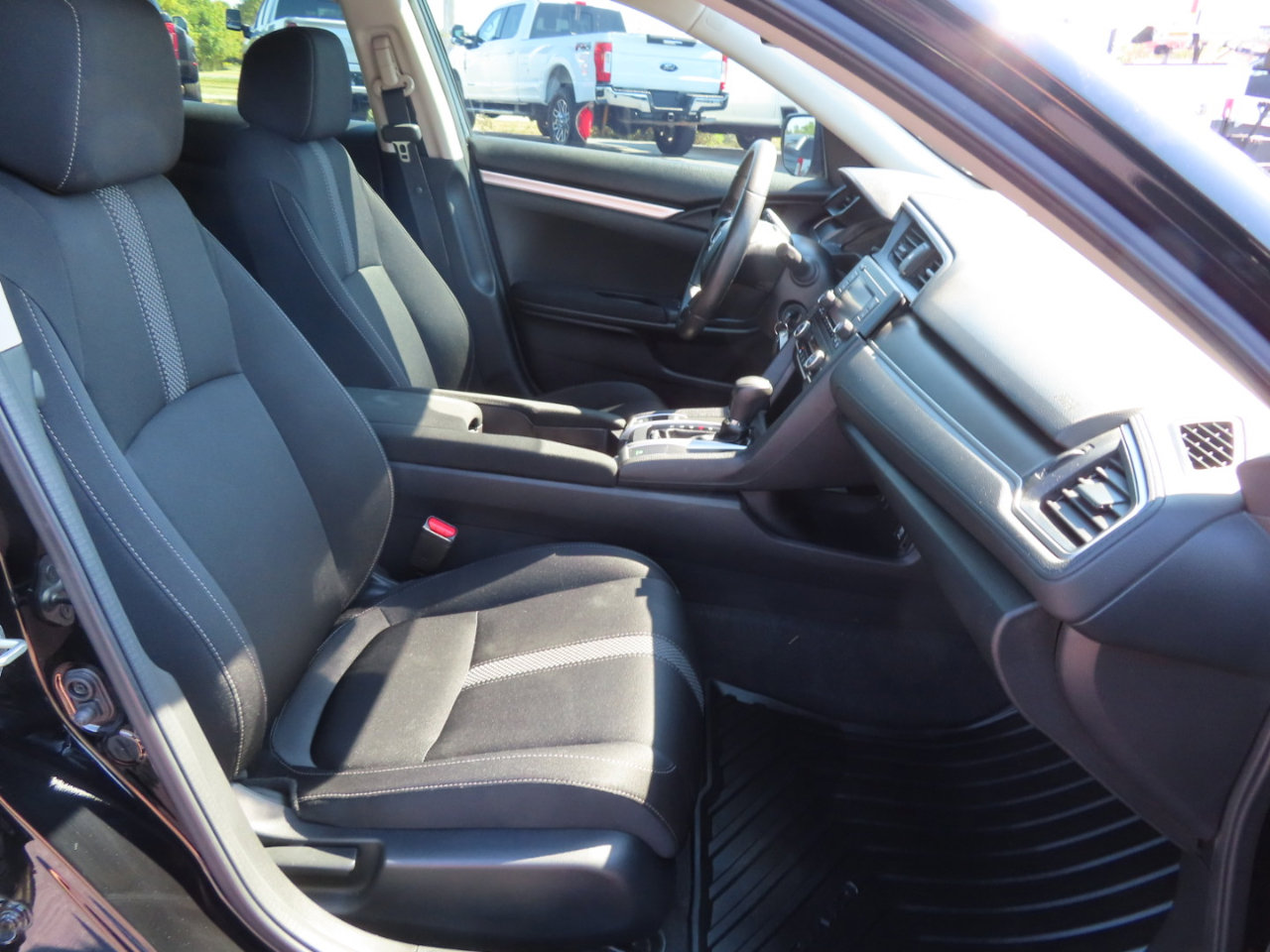 Used 2020 Honda Civic LX image 39