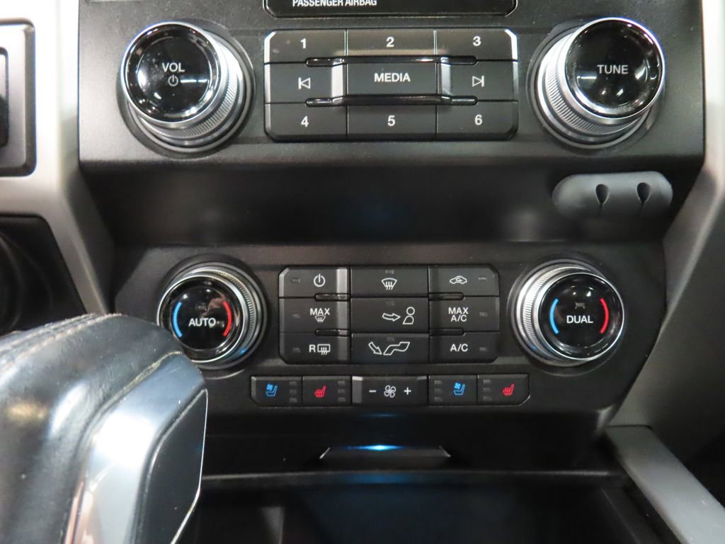 Used 2020 Ford F150 Platinum w/ Equipment Group 701A Luxury AWD/4WD image 50
