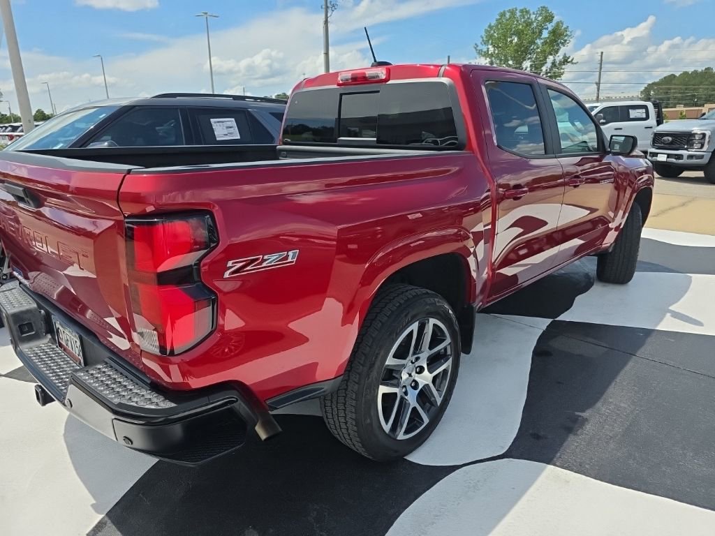 Used 2023 Chevrolet Colorado Z71 w/ Z71 Convenience Package 2 AWD/4WD image 12
